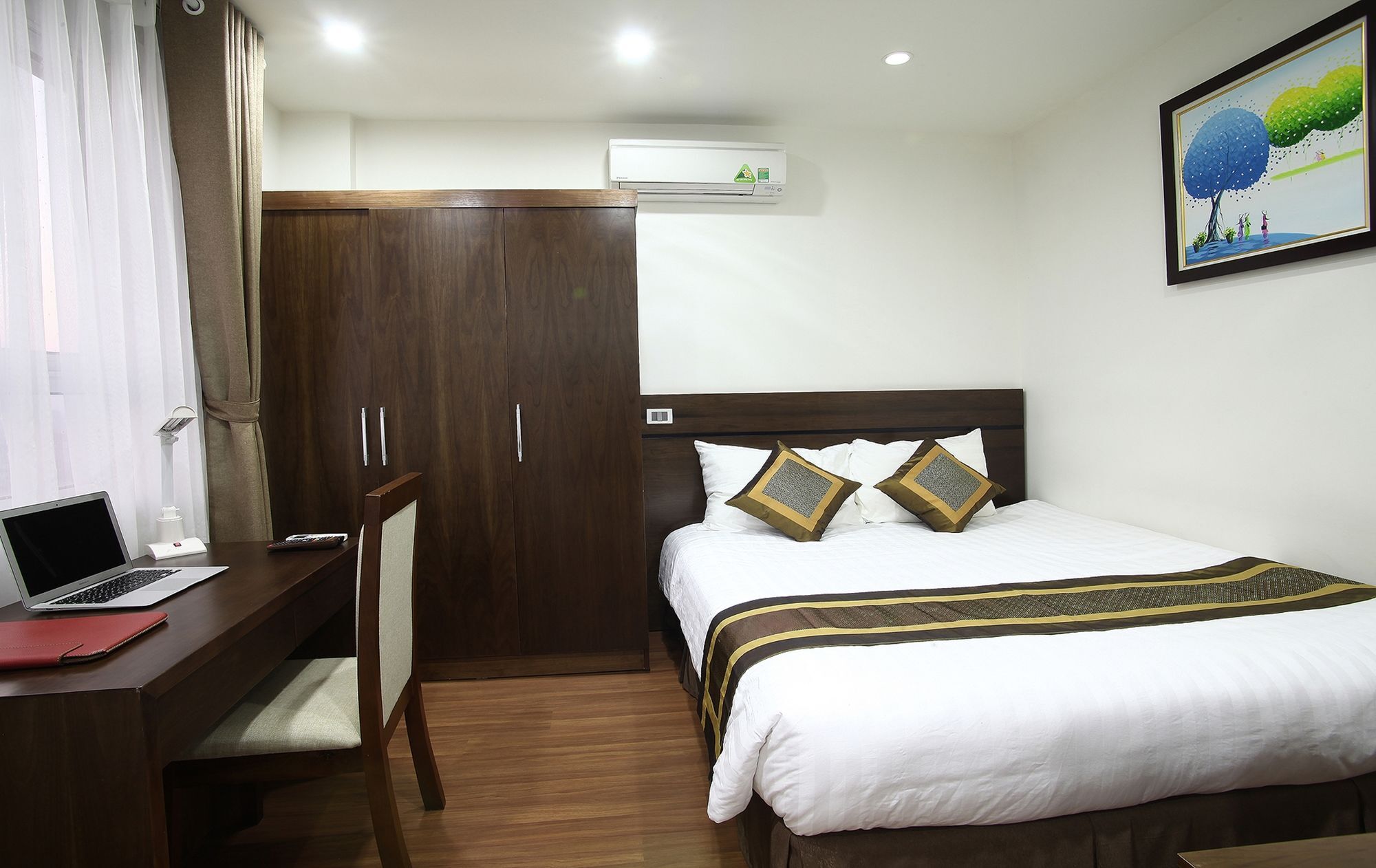 The Bloom Classic - Hotel And Bistro ฮานอย ภายนอก รูปภาพ